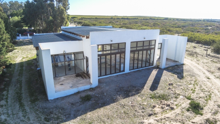4 Bedroom Property for Sale in Hopefield Western Cape